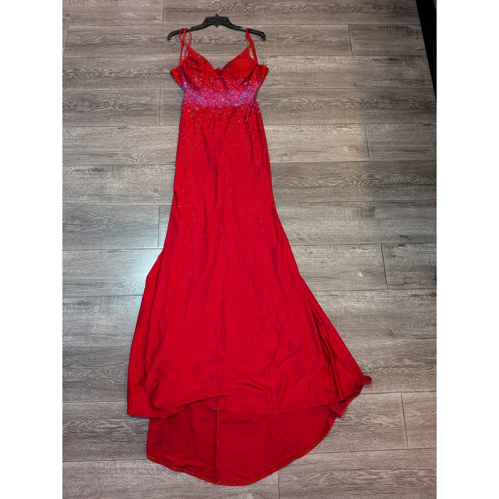 Amelia Couture Red Rhinestone Prom Dress Evening Gown Size 2 Sweetheart Train
